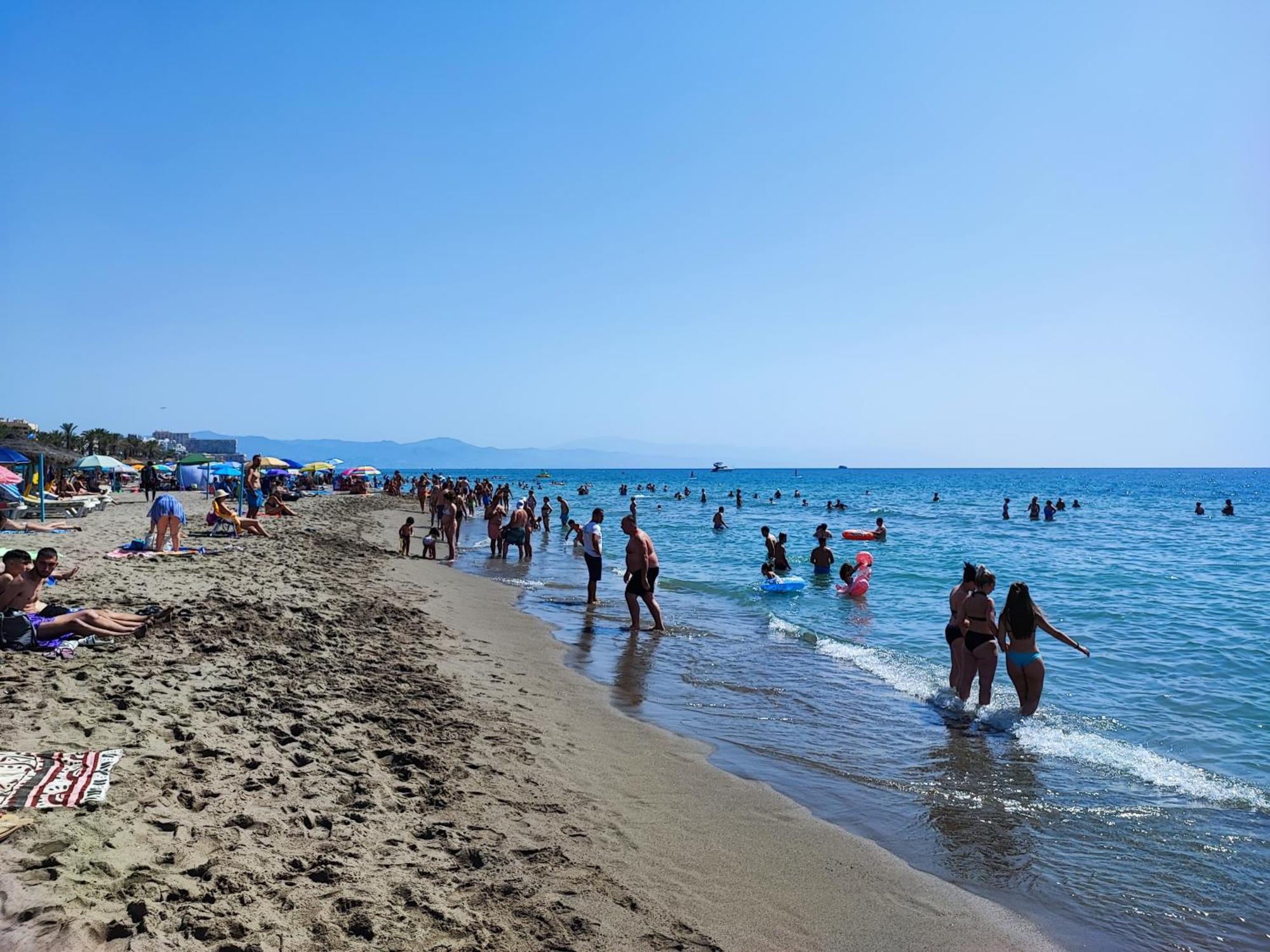 Apartamento 150 Metros De La Playa Torremolinos Exterior foto